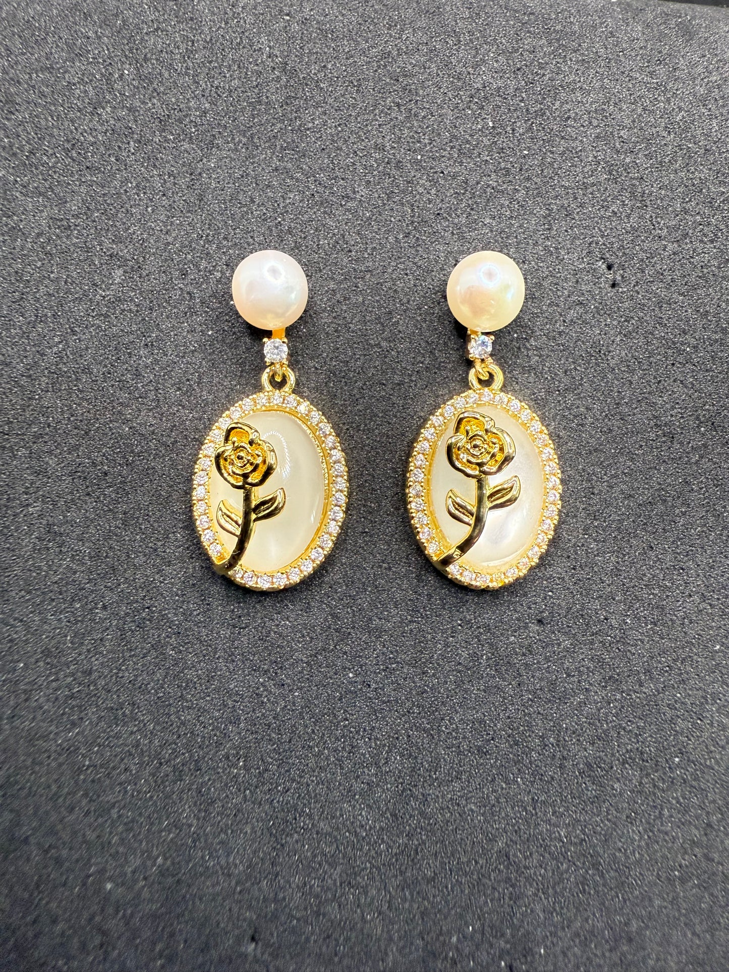 Rose Glow Pearl Earrings