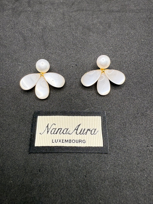 Boucles d'oreilles Dewdrop Bloom