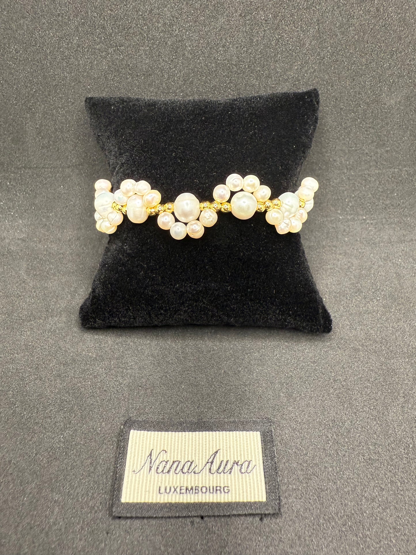 Cat Paw Pearl Bracelet