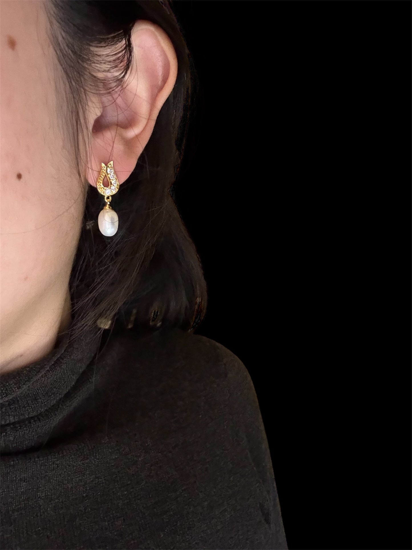 Clara Tulip Earrings