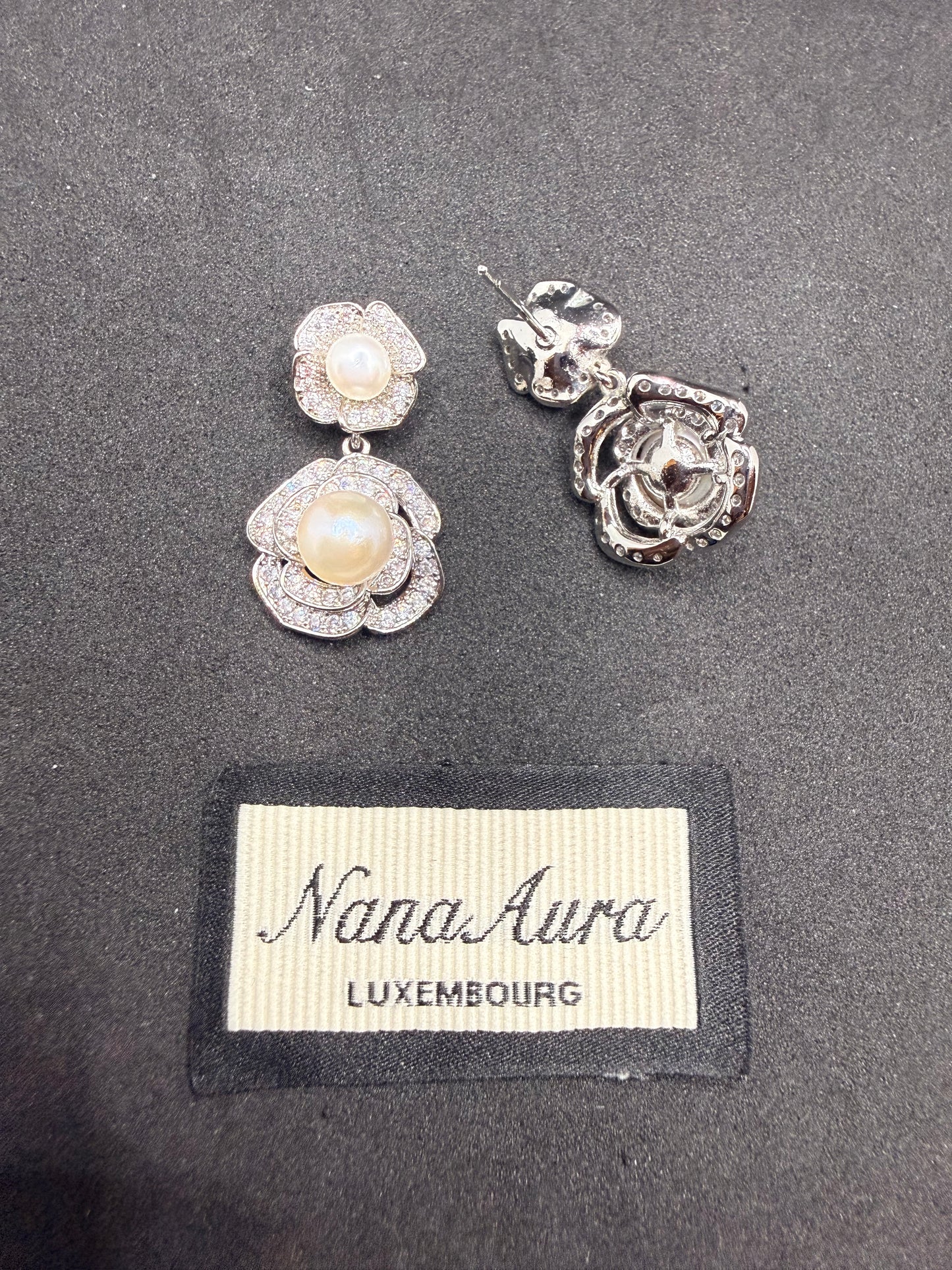 Elina Bloom Earrings