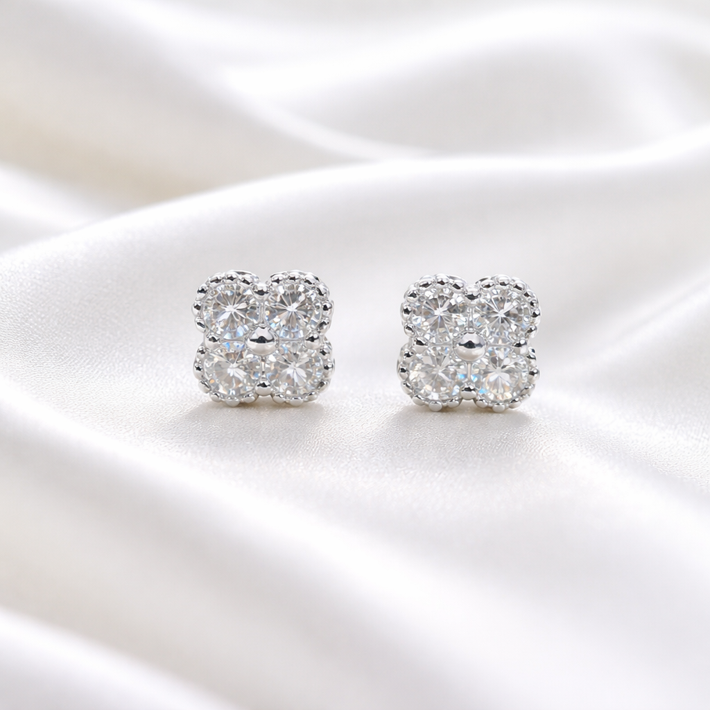 Elowen Clover Stud Earrings