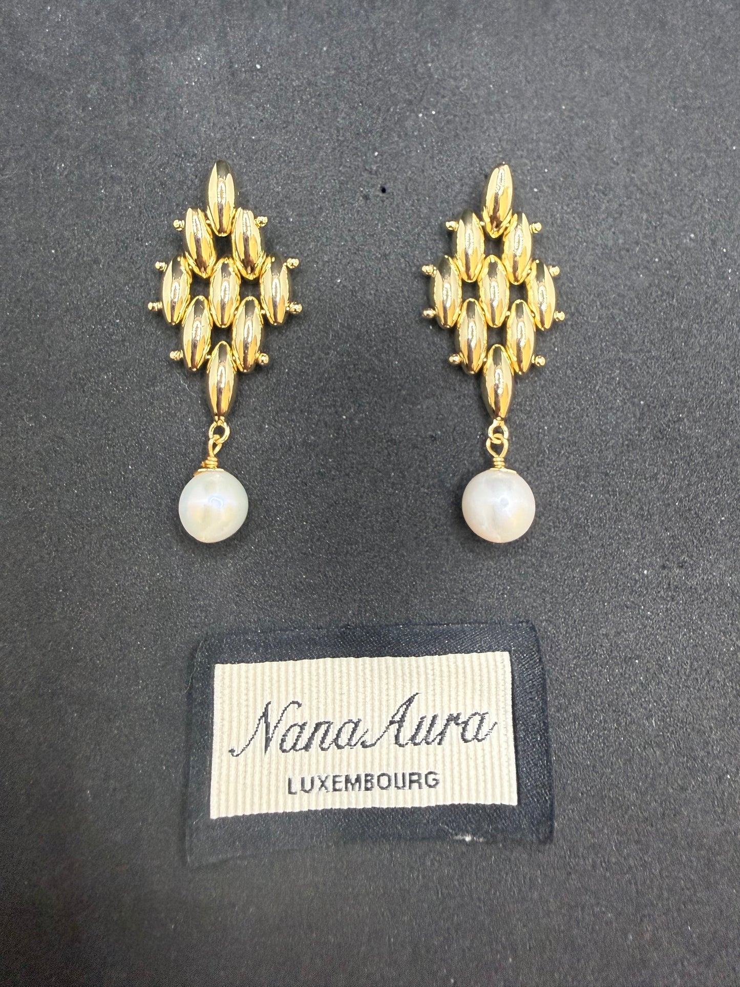 Boucles d'oreilles Elara perles pendantes