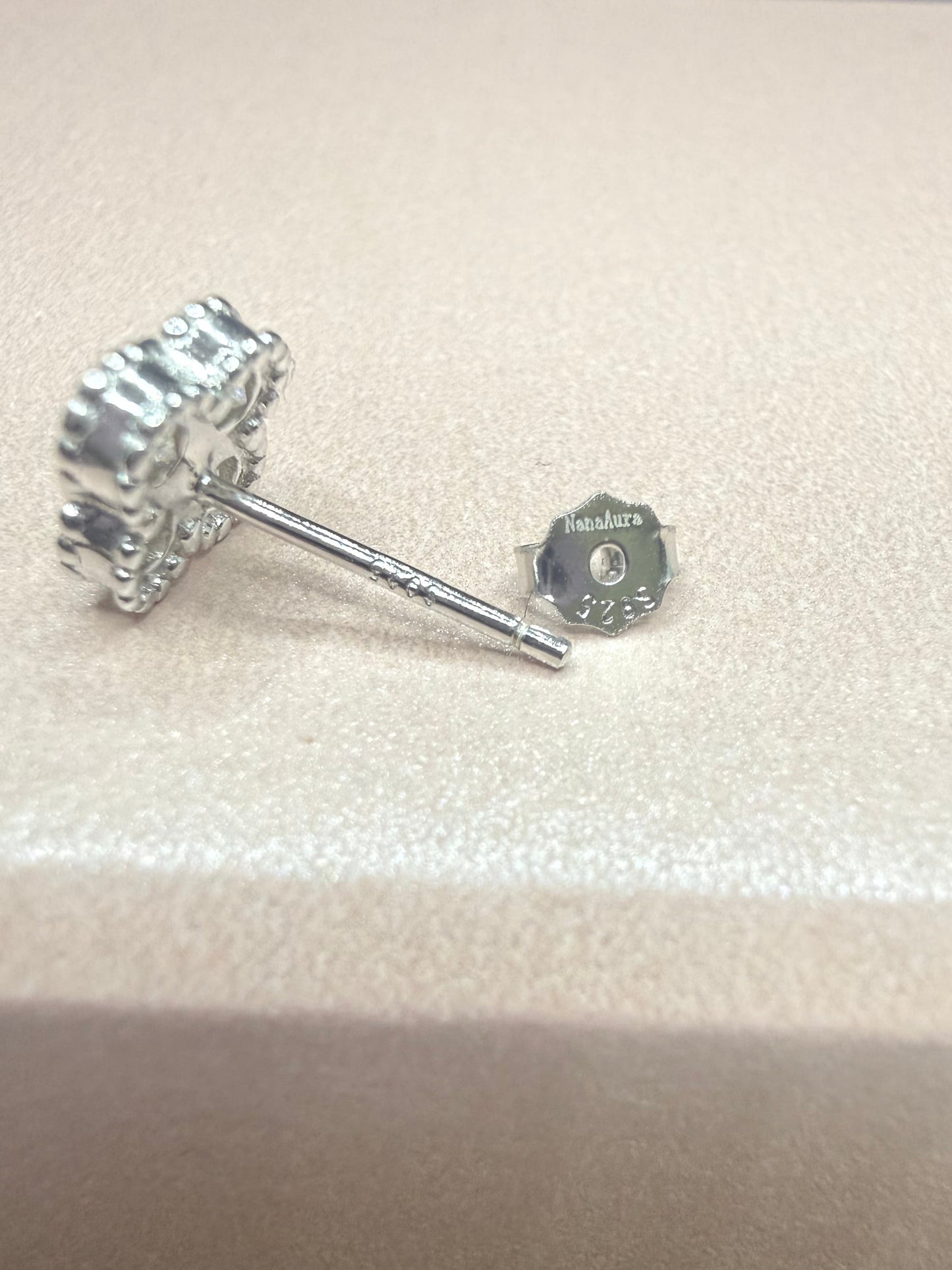 Elowen Clover Stud Earrings