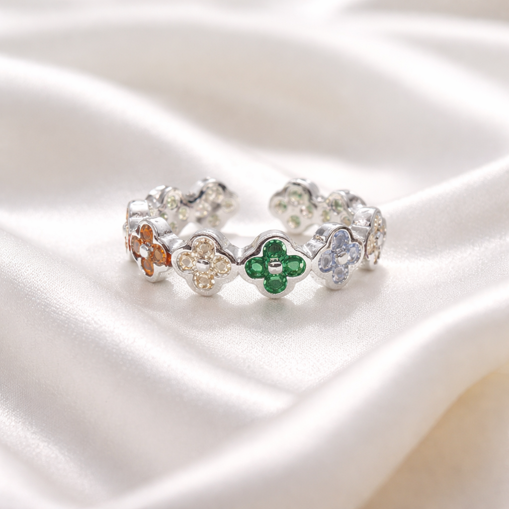 Maren Clover Ring
