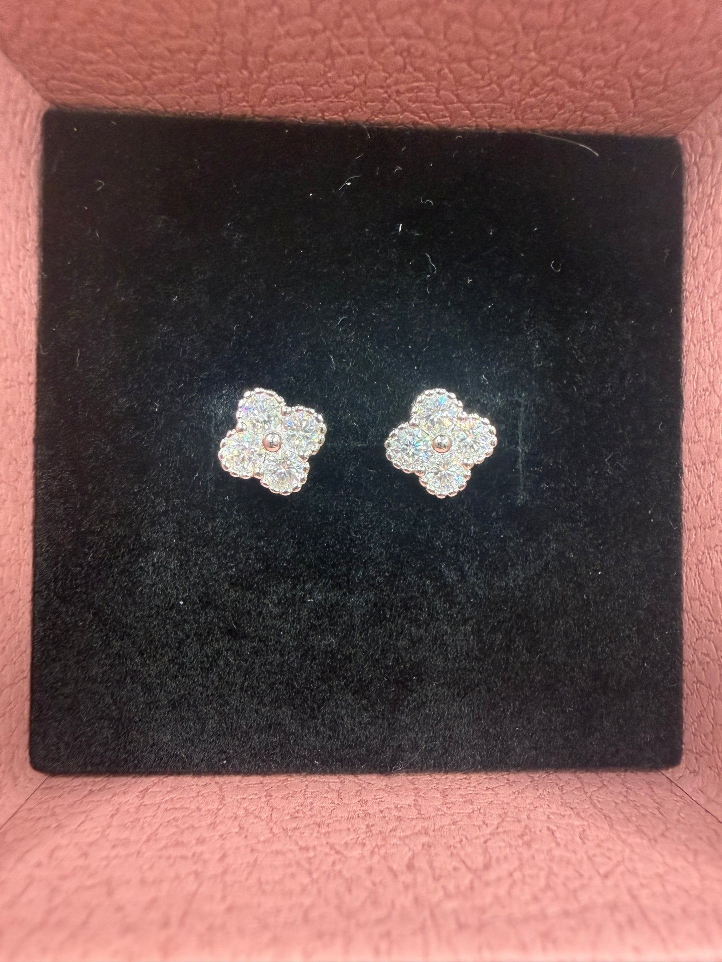 Elowen Clover Stud Earrings