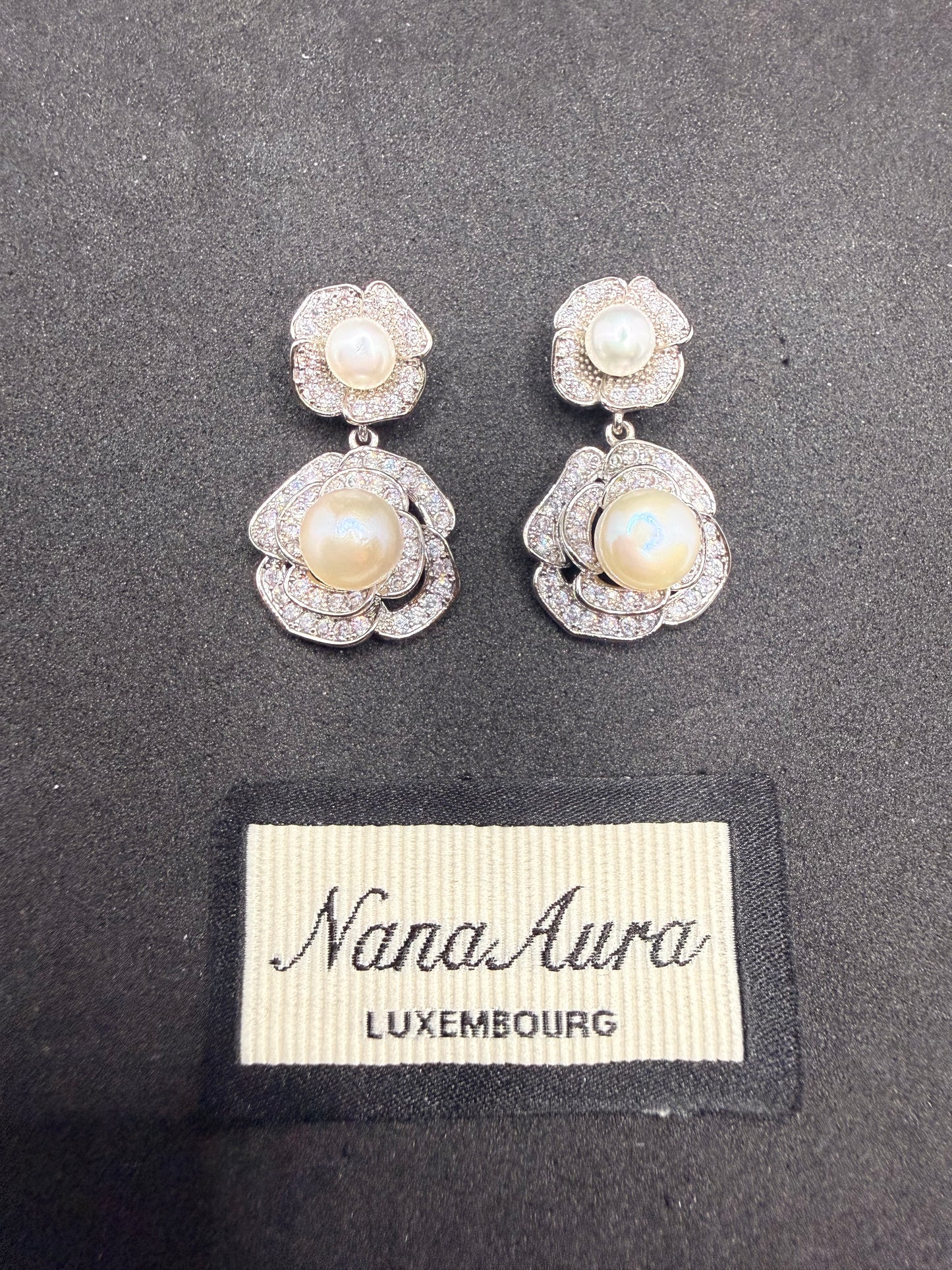 Elina Bloom Earrings