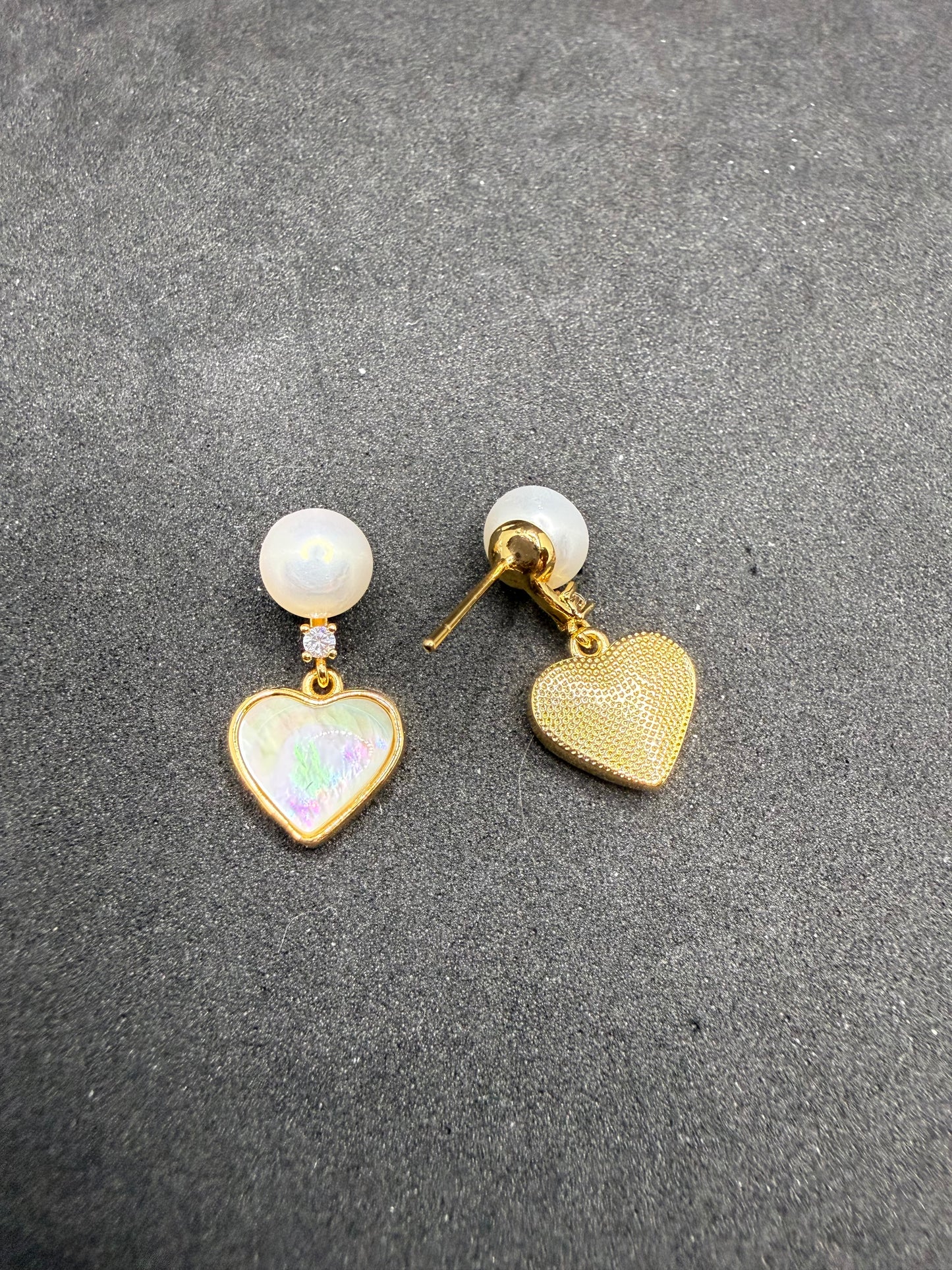 Amélie Heart Earrings