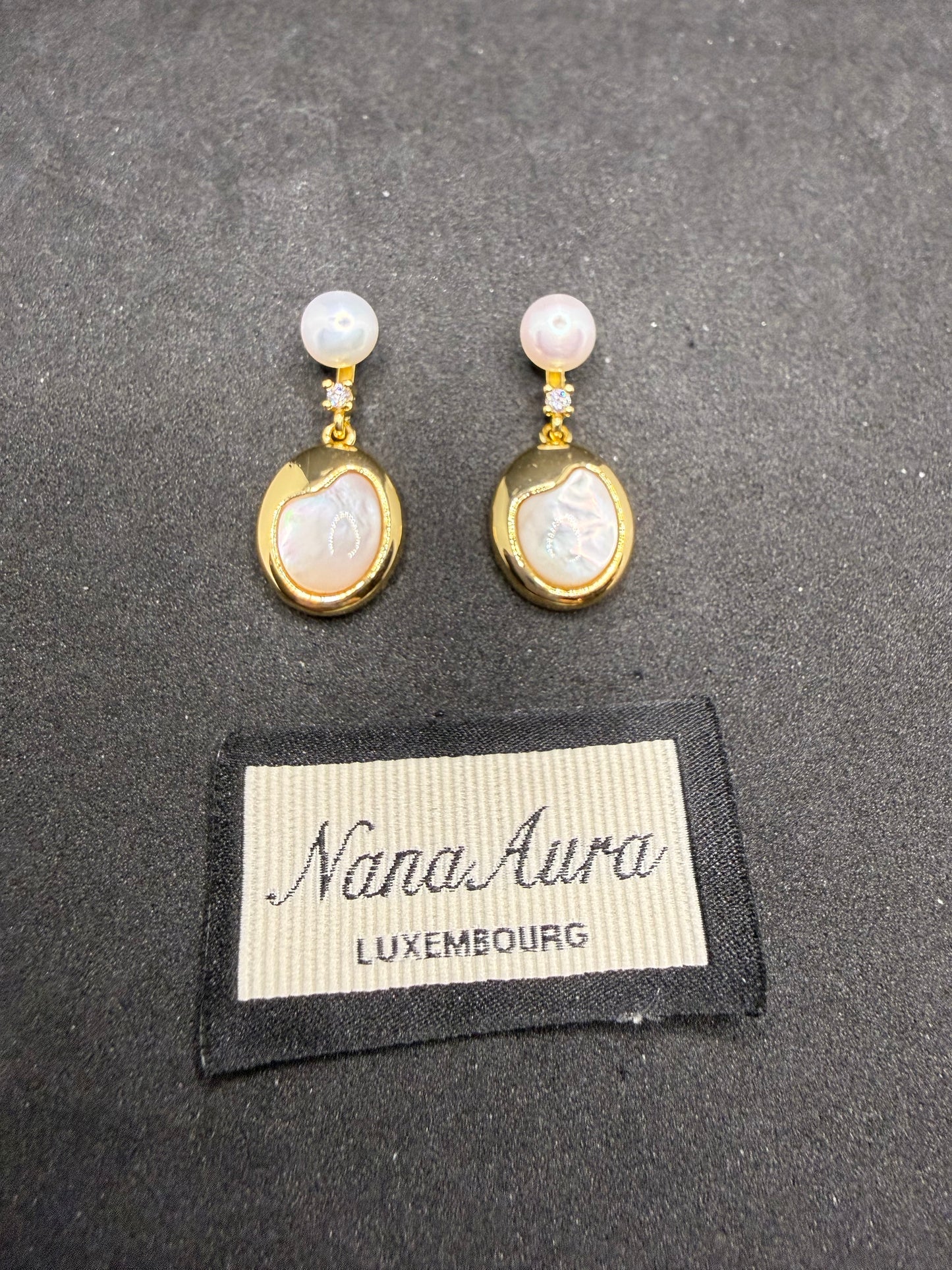 Aurélie Oval Earrings