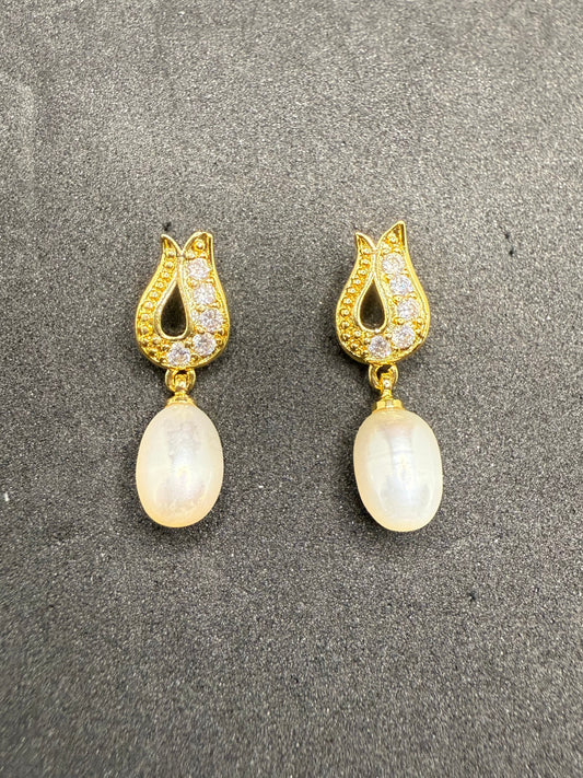 Clara Tulip Earrings