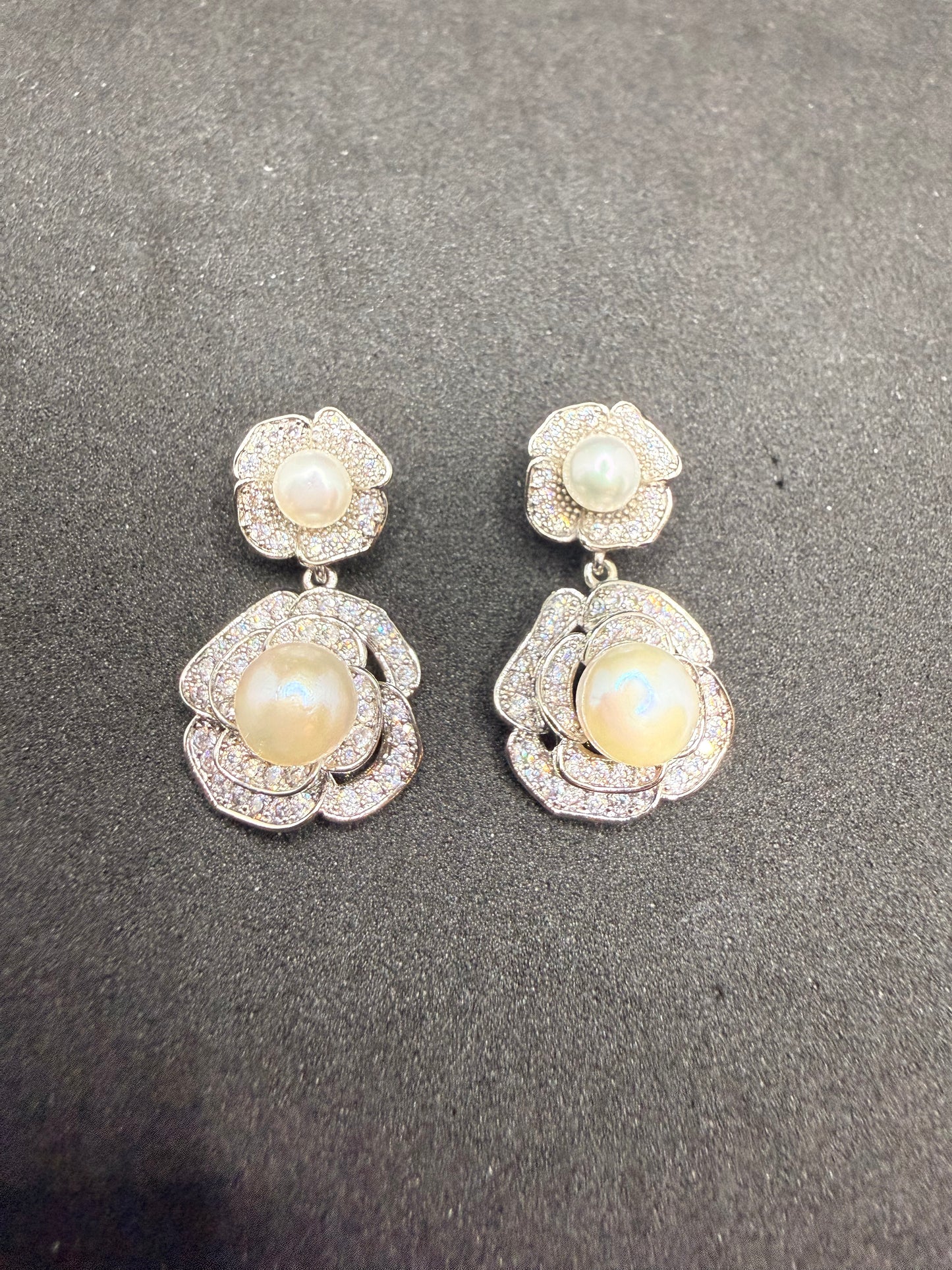 Elina Bloom Earrings