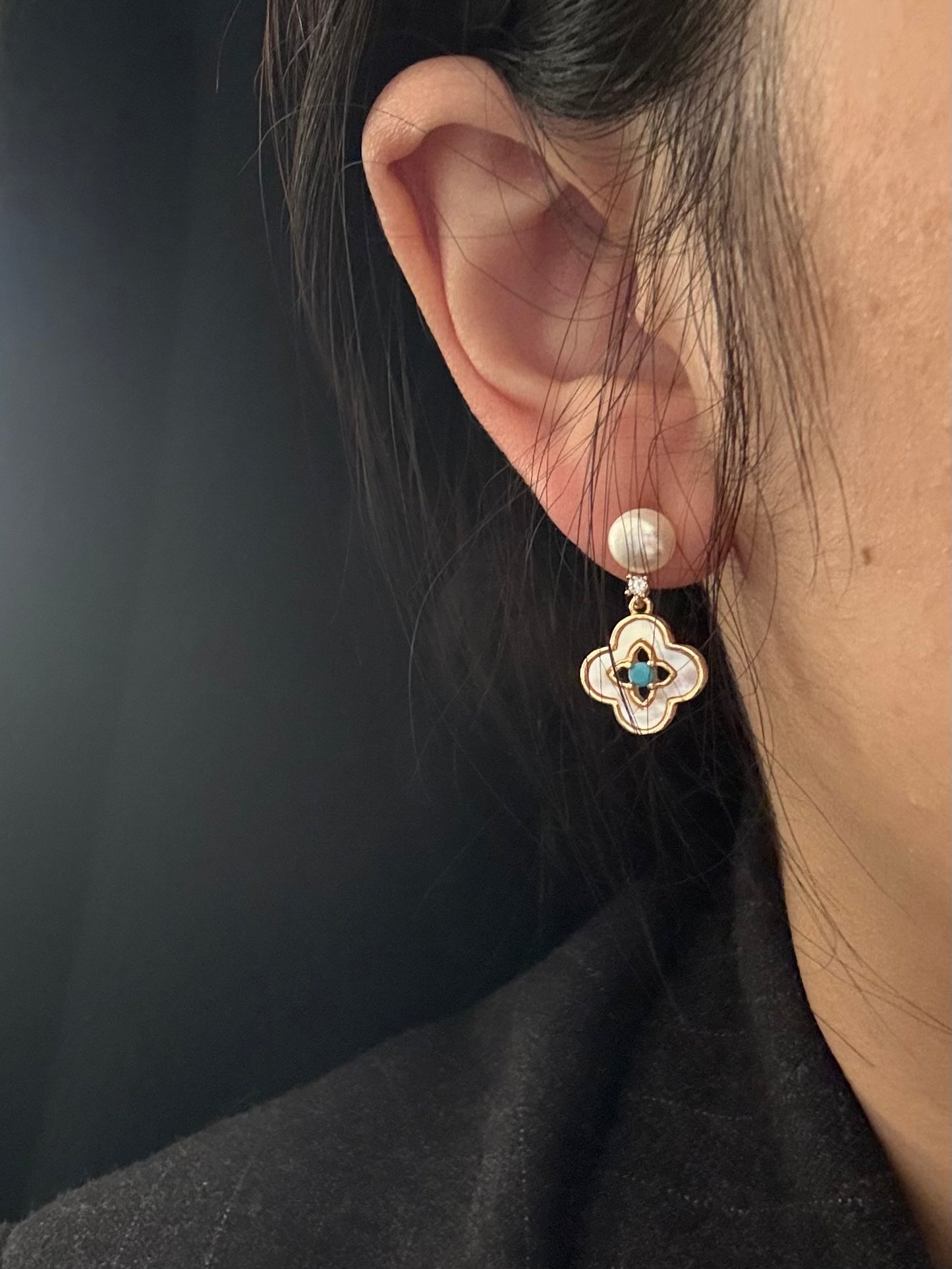 Azure Clover Pearl Earrings