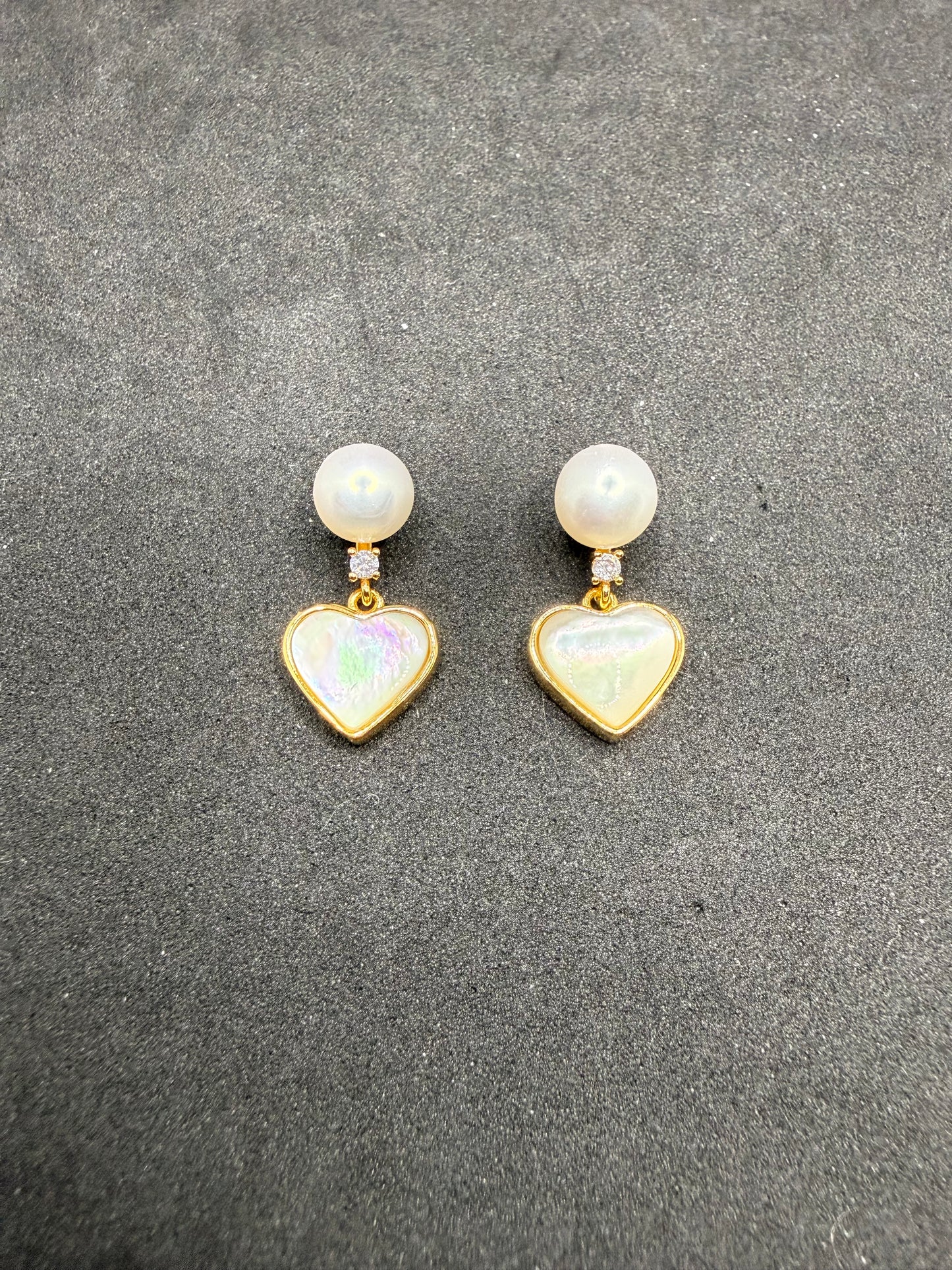 Amélie Heart Earrings