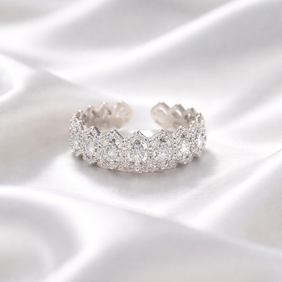 Bague en dentelle royale