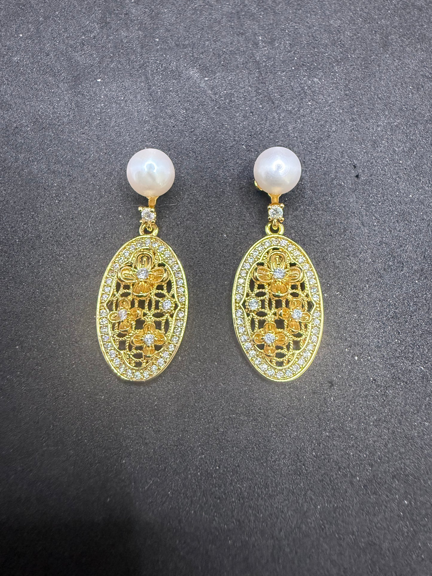 Boucles d'oreilles Flora Perle