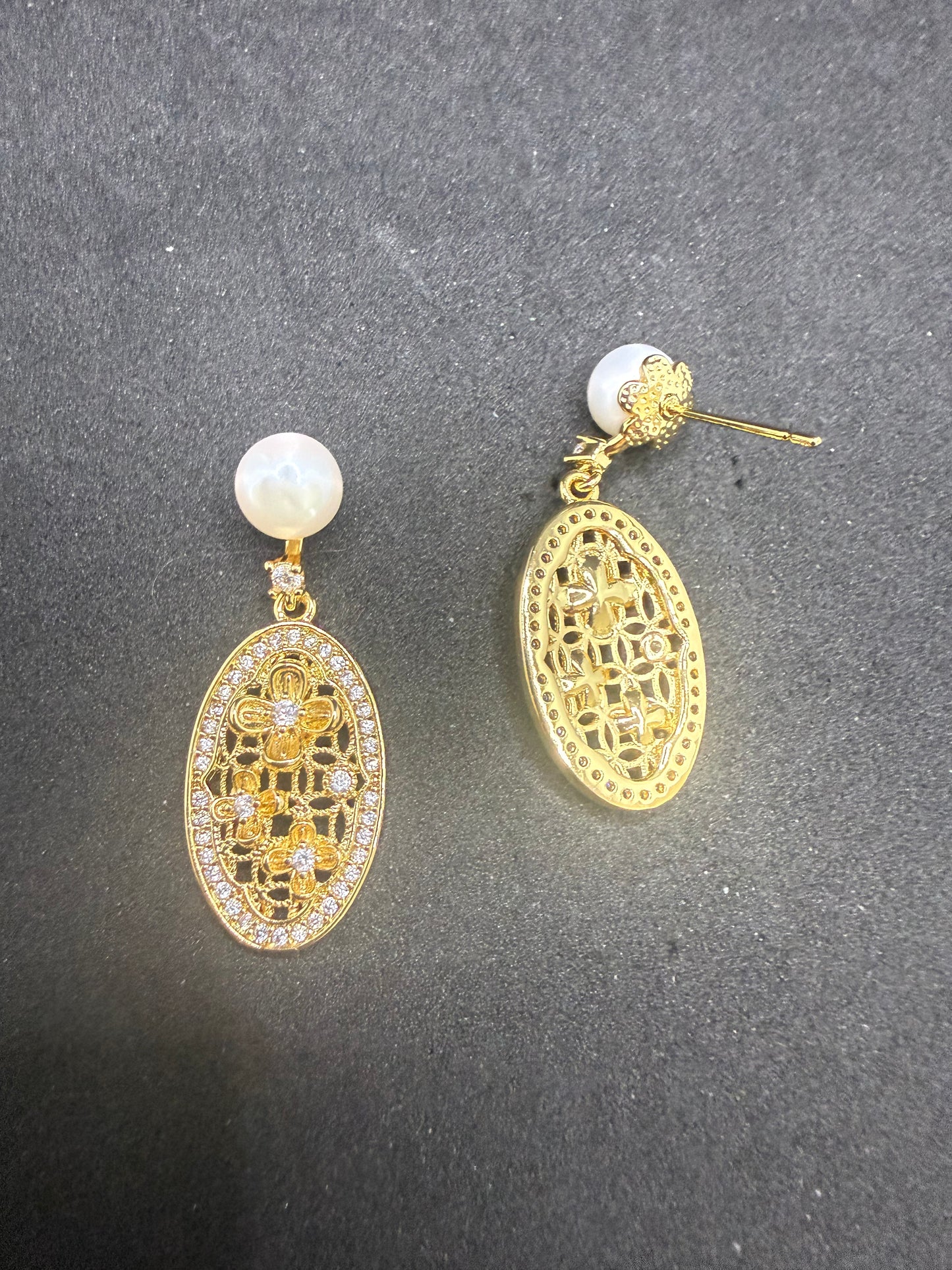 Boucles d'oreilles Flora Perle