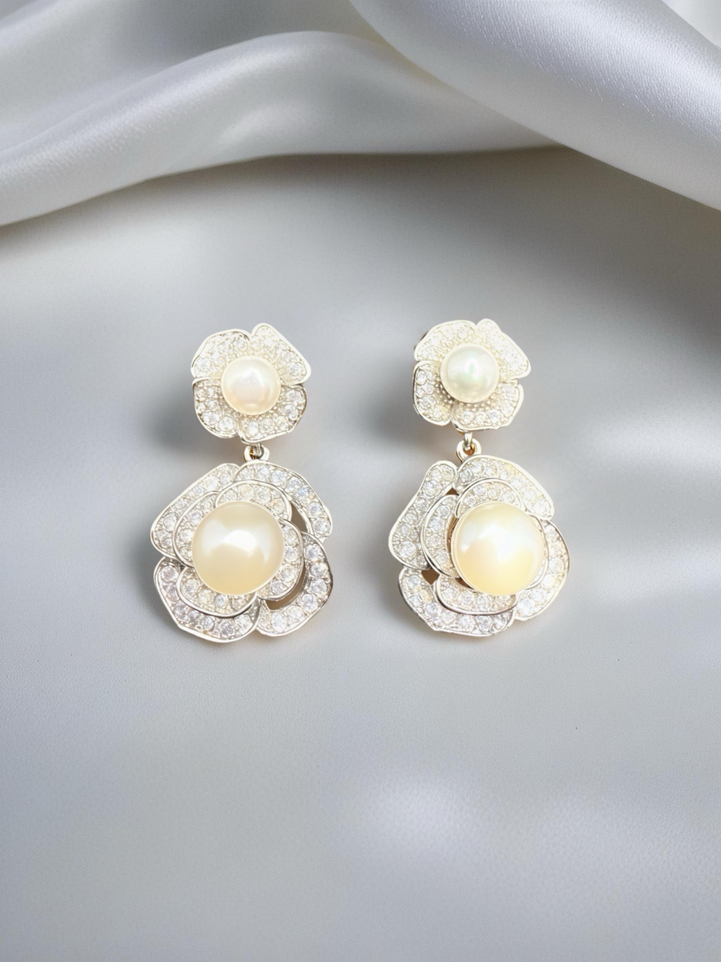 Elina Bloom Earrings