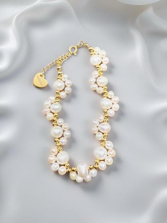 Cat Paw Pearl Bracelet