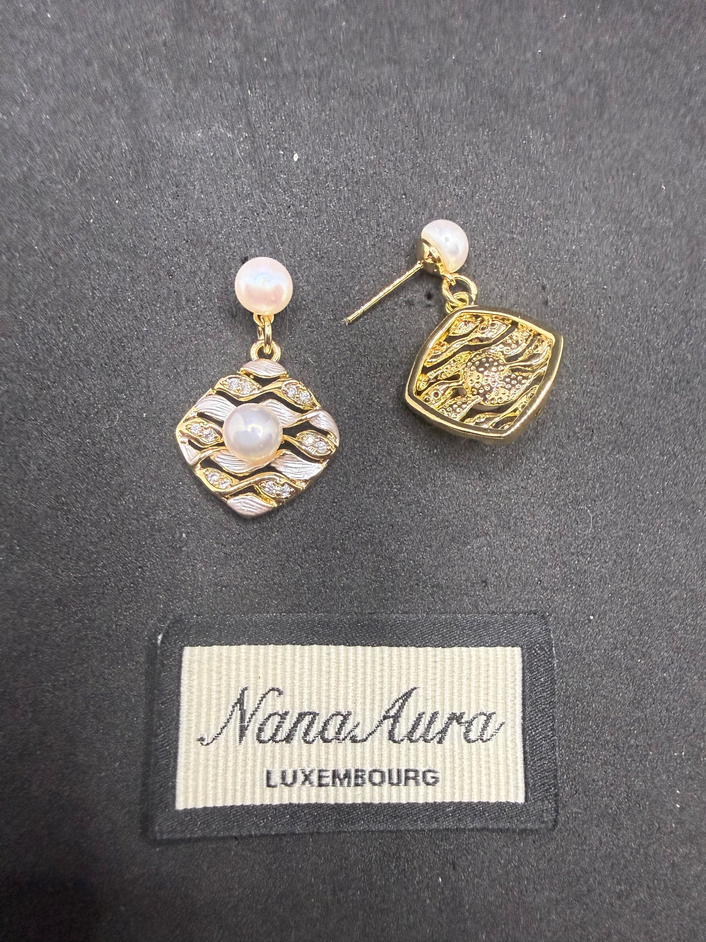 Aurea Wave Earrings